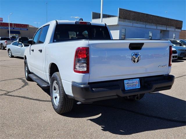 2024 RAM Ram 1500 RAM 1500 TRADESMAN CREW CAB 4X4 57 BOX