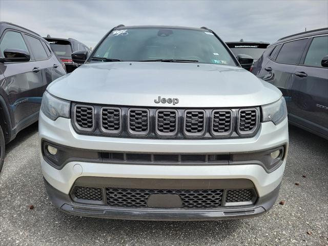 2024 Jeep Compass COMPASS LATITUDE 4X4