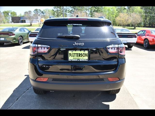 2024 Jeep Compass COMPASS LATITUDE 4X4