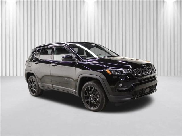 2024 Jeep Compass COMPASS LATITUDE 4X4