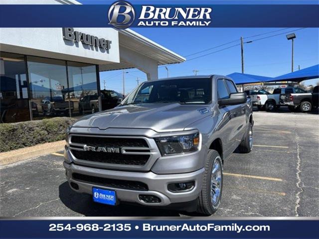 2024 RAM Ram 1500 RAM 1500 TRADESMAN CREW CAB 4X4 57 BOX