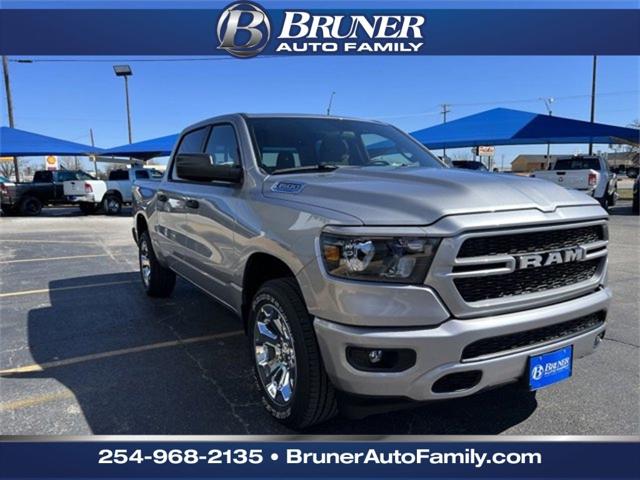 2024 RAM Ram 1500 RAM 1500 TRADESMAN CREW CAB 4X4 57 BOX