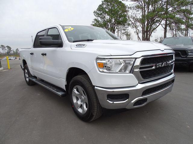 2024 RAM Ram 1500 RAM 1500 TRADESMAN CREW CAB 4X4 57 BOX