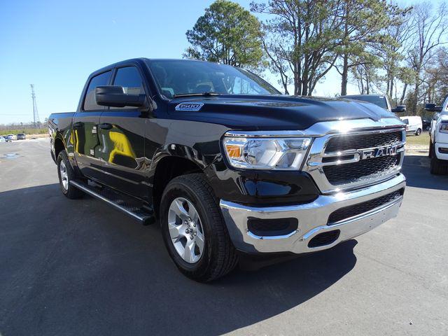 2024 RAM Ram 1500 RAM 1500 TRADESMAN CREW CAB 4X4 57 BOX