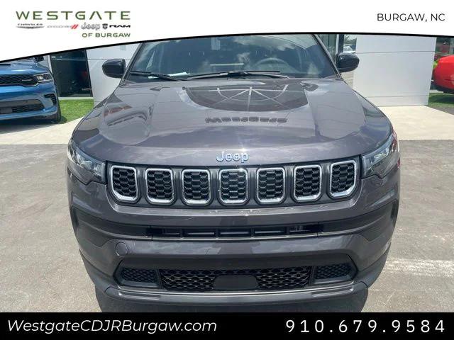 2024 Jeep Compass COMPASS LATITUDE 4X4