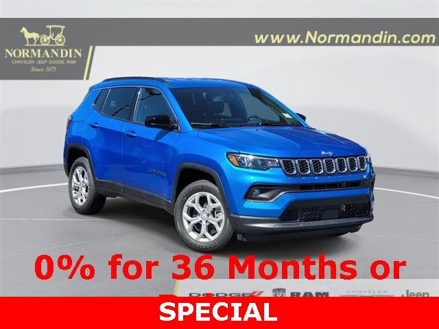 2024 Jeep Compass COMPASS LATITUDE 4X4