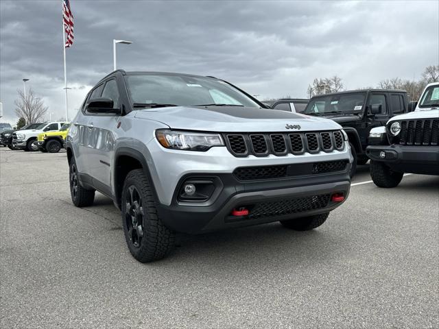 2024 Jeep Compass COMPASS TRAILHAWK 4X4