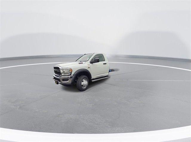 2024 Ram 4500 Chassis Tradesman/SLT