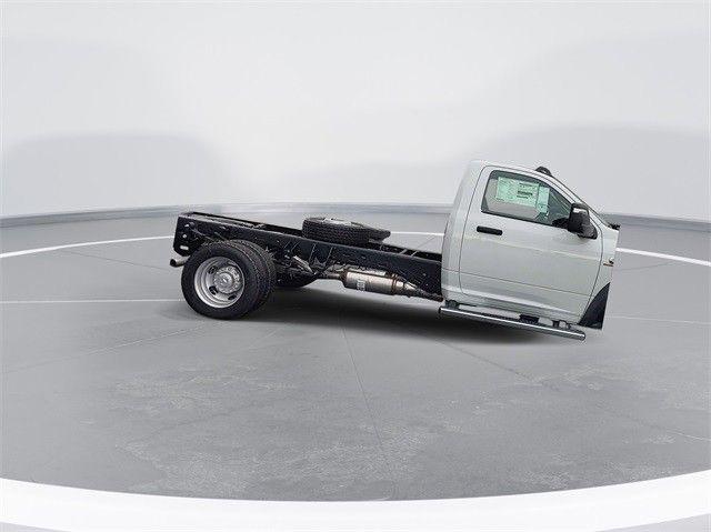 2024 Ram 4500 Chassis Tradesman/SLT