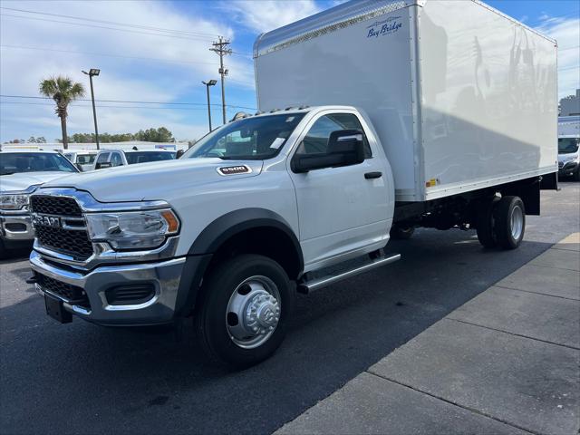 2024 RAM Ram 5500 Chassis Cab RAM 5500 TRADESMAN CHASSIS REGULAR CAB 4X2 120 CA