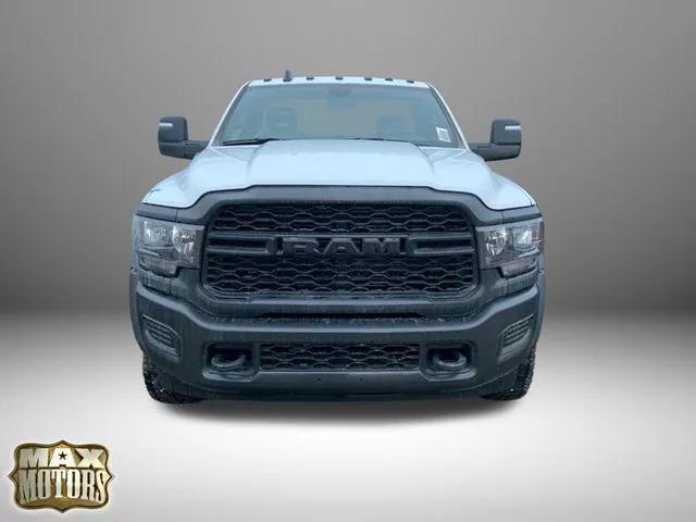 2024 RAM Ram 5500 Chassis Cab RAM 5500 TRADESMAN CHASSIS REGULAR CAB 4X2 84 CA