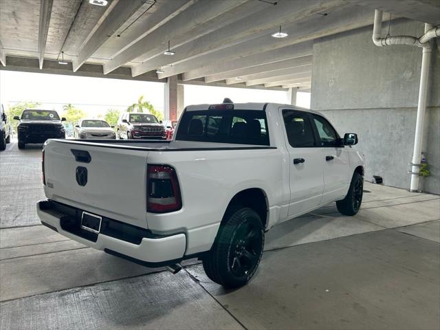 2024 RAM Ram 1500 RAM 1500 TRADESMAN CREW CAB 4X2 57 BOX