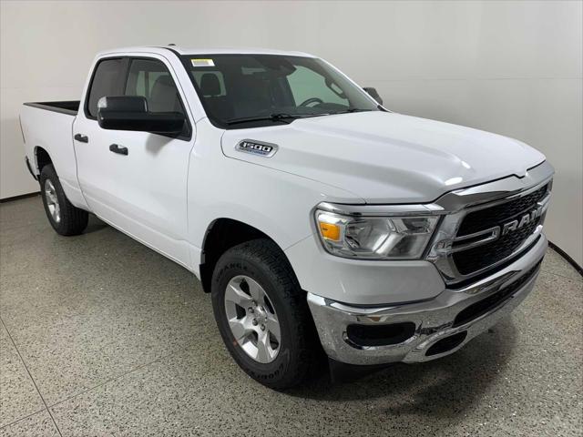 2024 RAM Ram 1500 RAM 1500 TRADESMAN QUAD CAB 4X4 64 BOX