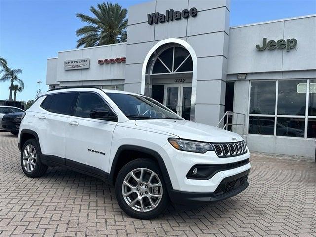 2024 Jeep Compass COMPASS LATITUDE LUX 4X4