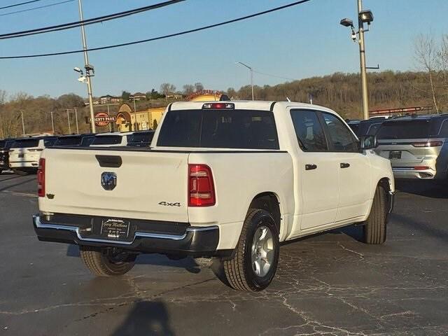 2024 RAM Ram 1500 RAM 1500 TRADESMAN CREW CAB 4X4 57 BOX