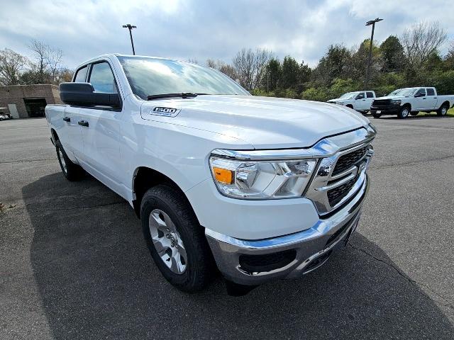 2024 RAM Ram 1500 RAM 1500 TRADESMAN QUAD CAB 4X2 64 BOX