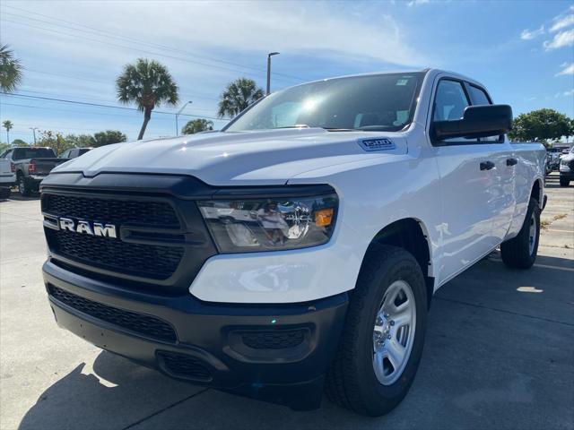 2024 RAM Ram 1500 RAM 1500 TRADESMAN QUAD CAB 4X4 64 BOX