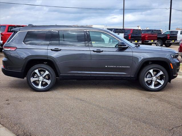 2024 Jeep Grand Cherokee GRAND CHEROKEE L LIMITED 4X4