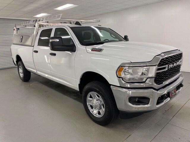 2024 RAM Ram 3500 RAM 3500 TRADESMAN CREW CAB 4X4 8 BOX