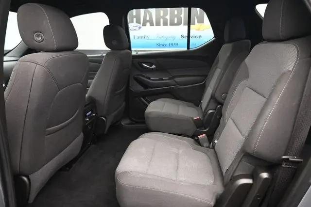 2023 Chevrolet Traverse FWD LT Cloth