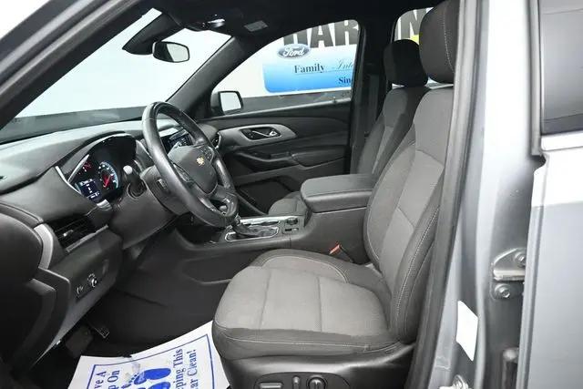 2023 Chevrolet Traverse FWD LT Cloth