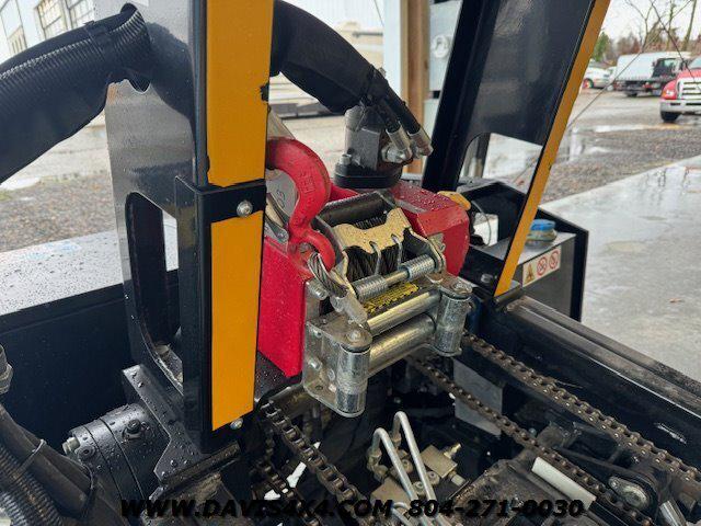 2018 Aston Martin CT Robot Car Loading Device