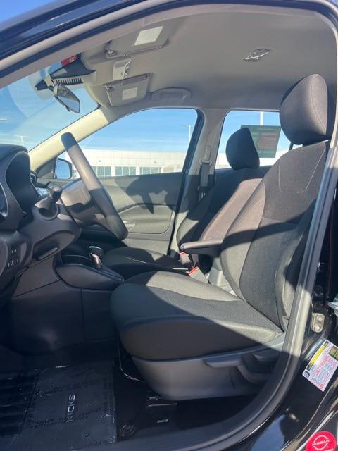 2023 Nissan Kicks S Xtronic CVT