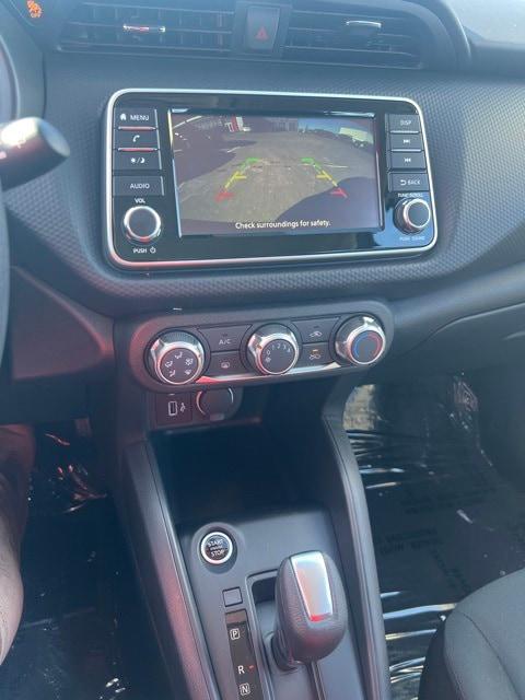 2023 Nissan Kicks S Xtronic CVT