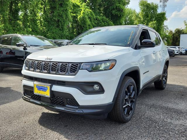 2024 Jeep Compass COMPASS LATITUDE 4X4