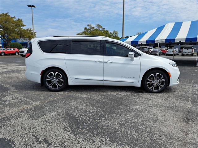 2024 Chrysler Pacifica PACIFICA PINNACLE