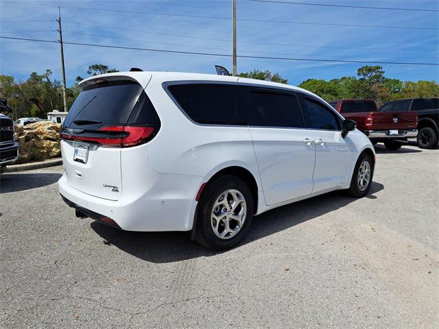 2024 Chrysler Pacifica PACIFICA LIMITED AWD