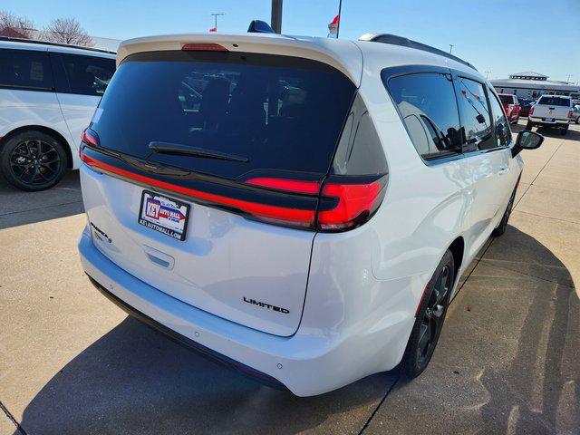 2024 Chrysler Pacifica PACIFICA LIMITED