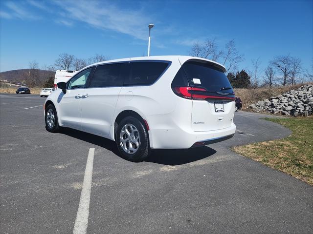 2024 Chrysler Pacifica PACIFICA LIMITED AWD