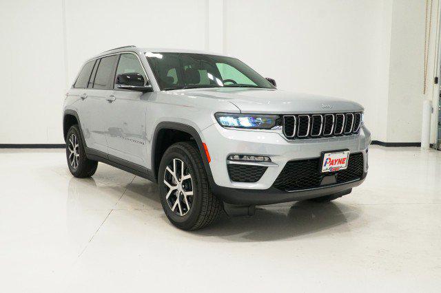 2024 Jeep Grand Cherokee GRAND CHEROKEE LIMITED 4X4