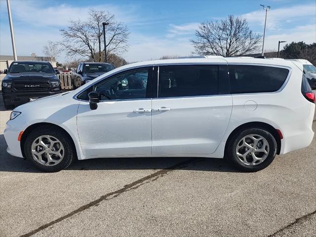 2024 Chrysler Pacifica PACIFICA LIMITED