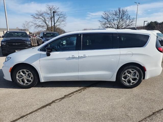 2024 Chrysler Pacifica PACIFICA LIMITED