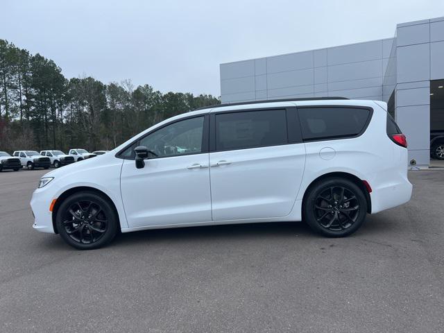 2024 Chrysler Pacifica PACIFICA LIMITED