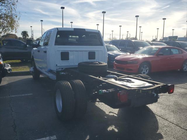 2024 RAM Ram 3500 Chassis Cab RAM 3500 TRADESMAN CREW CAB CHASSIS 4X2 60 CA