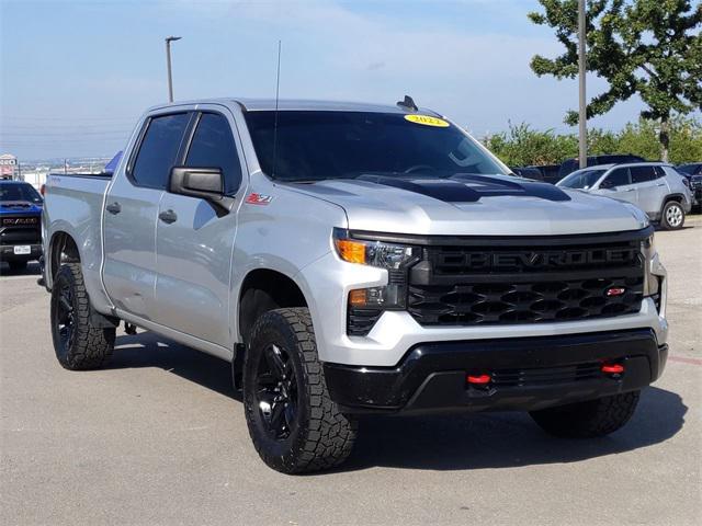 2022 Chevrolet Silverado 1500 4WD Crew Cab Short Bed Custom Trail Boss