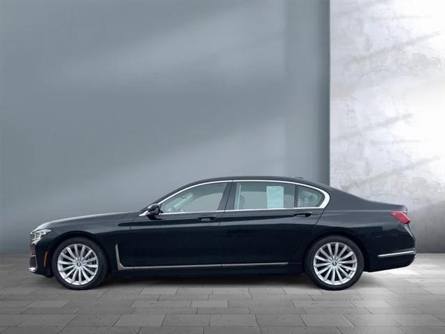 2022 BMW 740 i xDrive