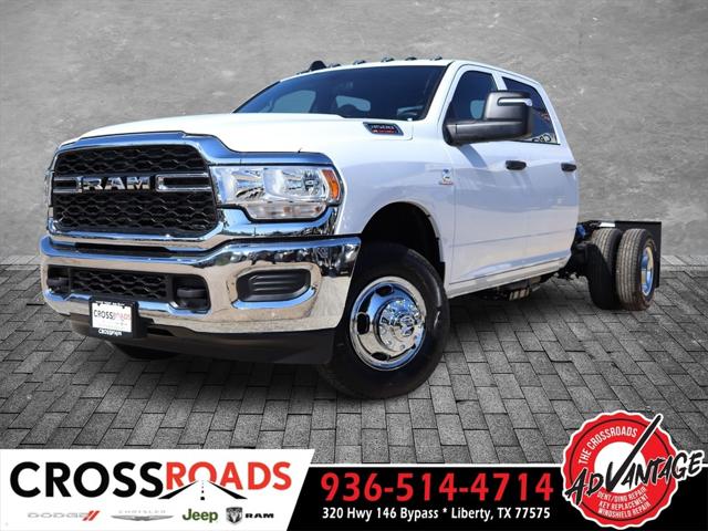 2024 RAM Ram 3500 Chassis Cab RAM 3500 TRADESMAN CREW CAB CHASSIS 4X4 60 CA