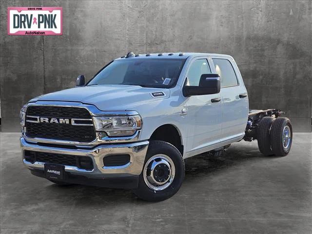 2024 RAM Ram 3500 Chassis Cab RAM 3500 TRADESMAN CREW CAB CHASSIS 4X4 60 CA