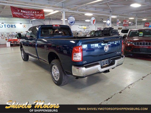 2024 RAM Ram 3500 RAM 3500 TRADESMAN CREW CAB 4X4 8 BOX