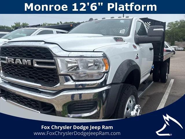 2024 RAM Ram 5500 Chassis Cab RAM 5500 TRADESMAN CHASSIS REGULAR CAB 4X4 84 CA 2024 RAM Ram 5500 Chassis Cab RAM 5500 TRADESMAN CHASSIS REGULAR CAB 4X4 84 CA
