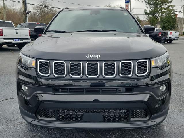 2024 Jeep Compass COMPASS LATITUDE 4X4