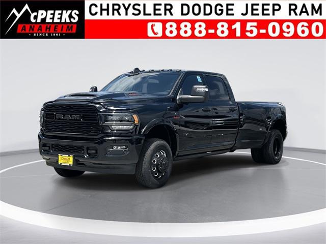 2024 RAM Ram 3500 RAM 3500 LIMITED CREW CAB 4X4 8 BOX