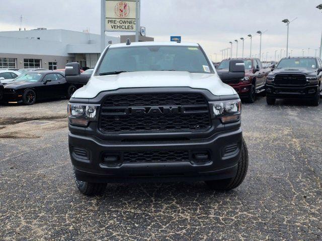 2024 RAM Ram 3500 RAM 3500 TRADESMAN CREW CAB 4X4 8 BOX