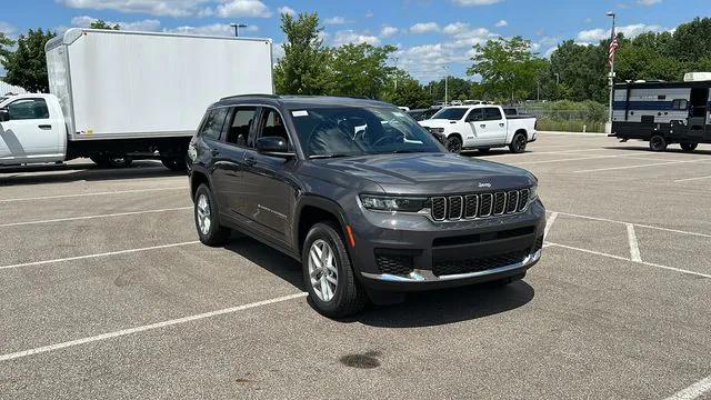 2024 Jeep Grand Cherokee GRAND CHEROKEE L LAREDO 4X4