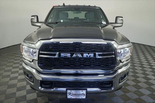 2024 RAM Ram 3500 Chassis Cab RAM 3500 TRADESMAN CREW CAB CHASSIS 4X4 60 CA