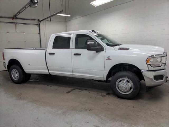 2024 RAM Ram 3500 RAM 3500 TRADESMAN CREW CAB 4X4 8 BOX